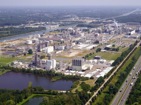 Hervergunning INEOS Aromatics voor haar chemieactiviteiten in Geel