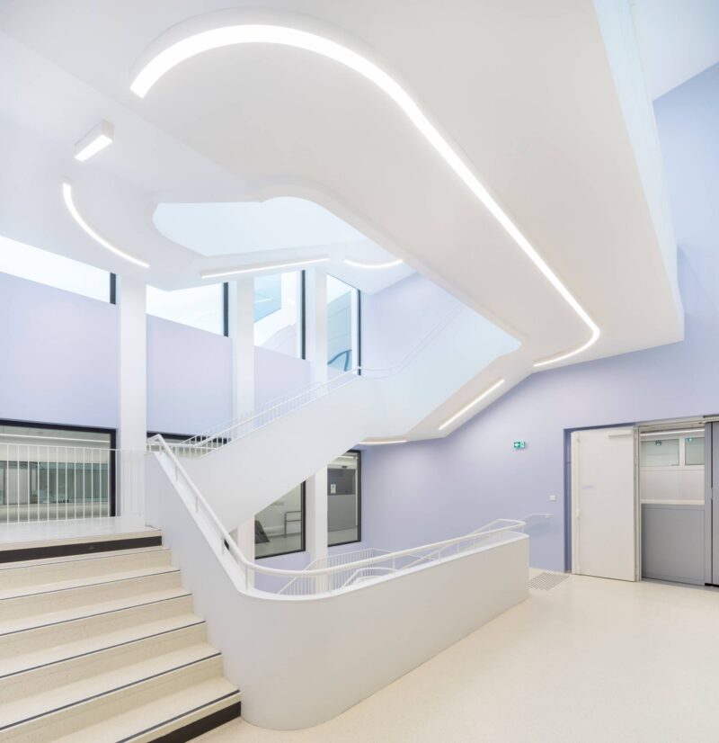 photo of the staircase of BAUReaLS, with abundant daylight