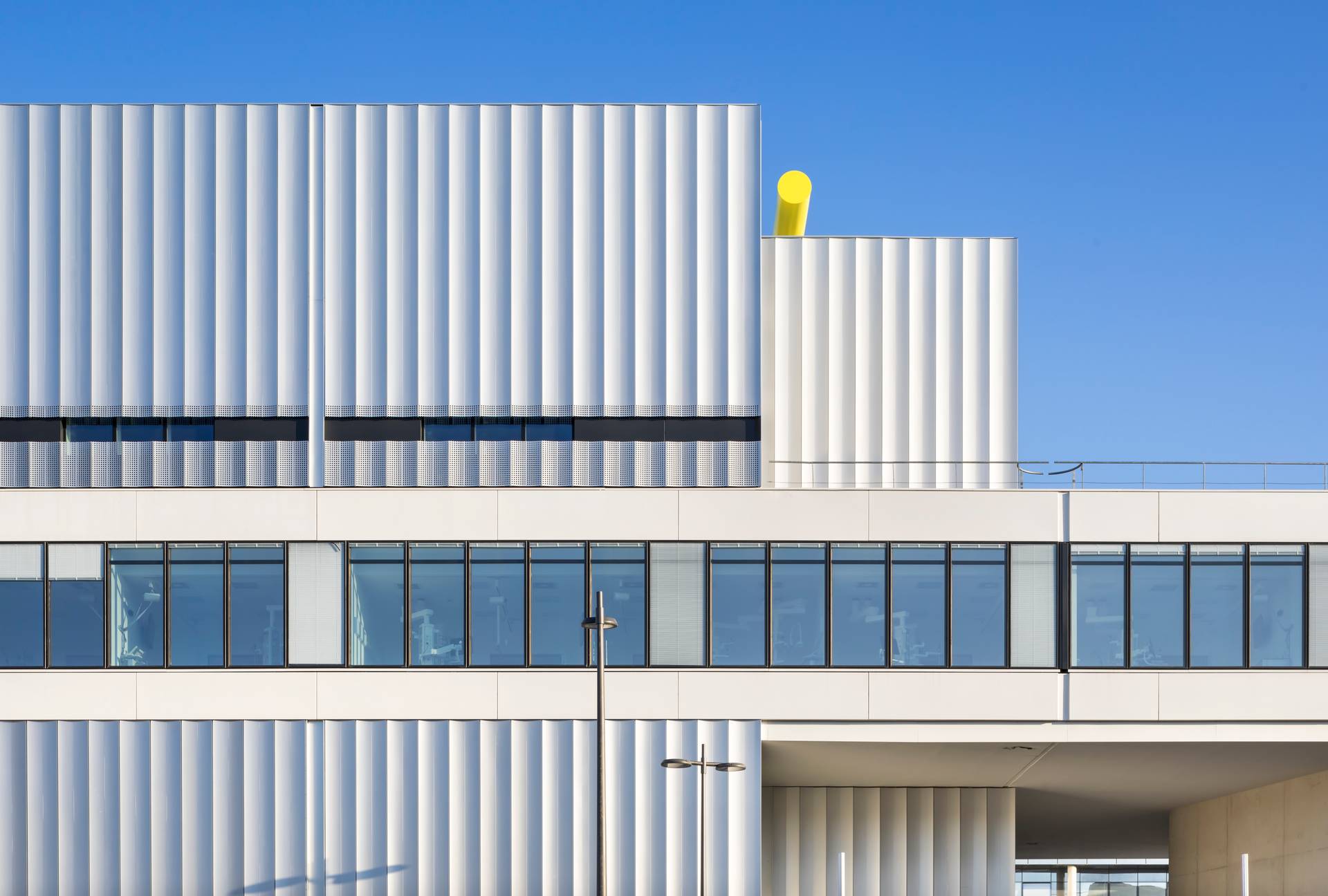 facade detail of BAUReaLS, the extension of Hospices Civils Sud
