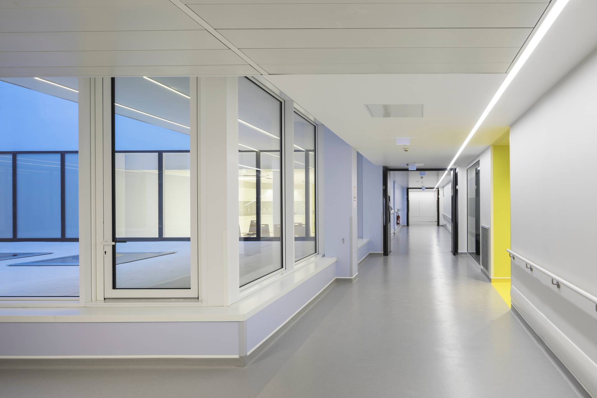corridor along patio, with abundant daylight, in BAUReaLS