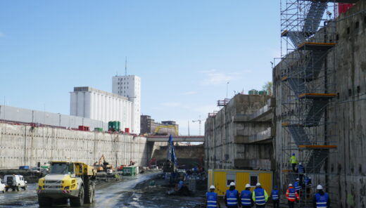 photo of part of the construction site of Oosterweel, excavation with deep walls