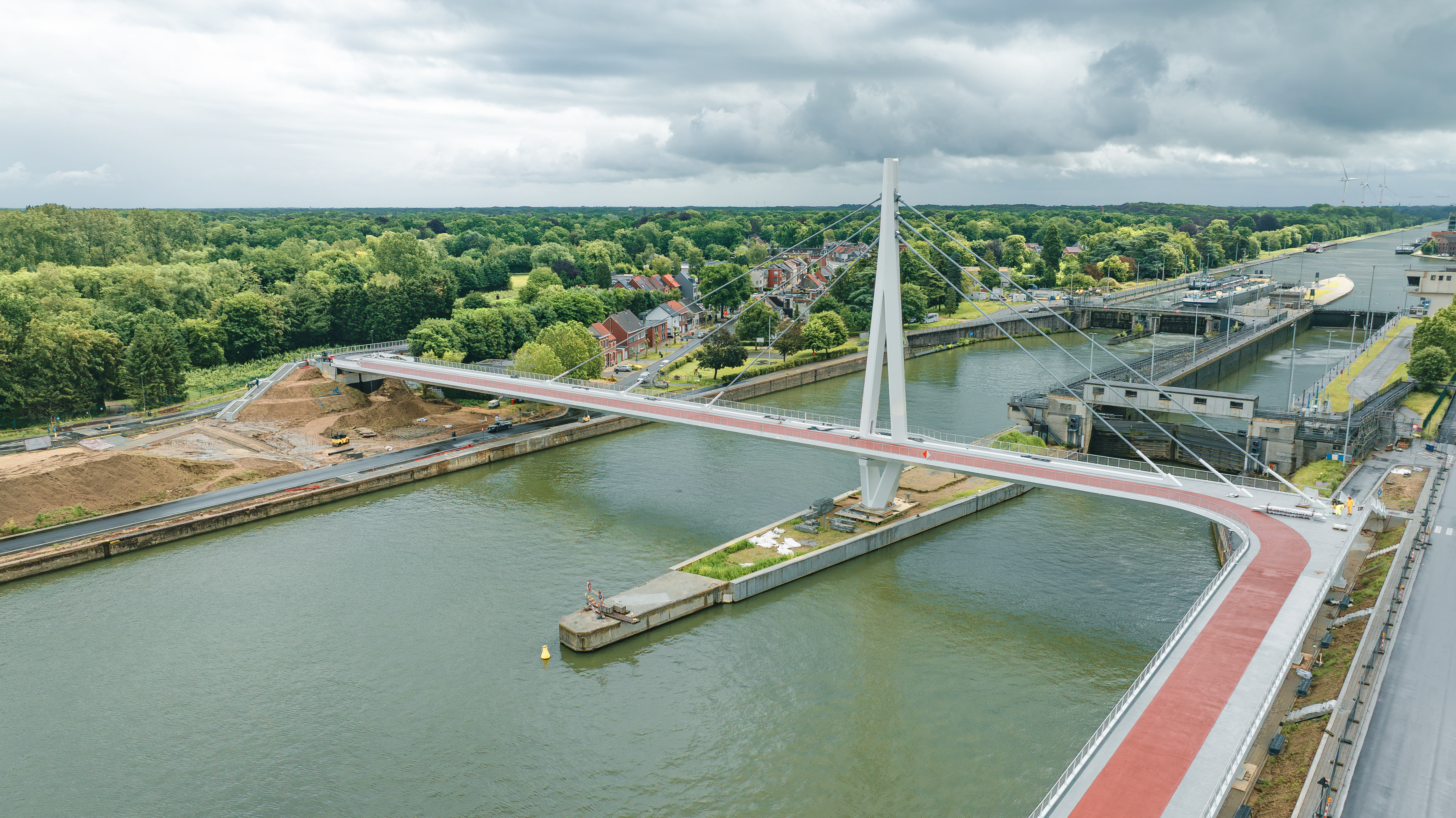 Wijnegem omarmt zijn nieuwe fietsverbinding over het Albertkanaal