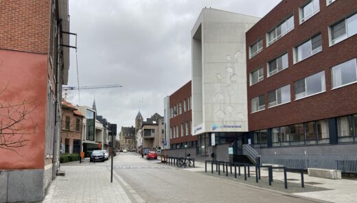 Herinrichting Kasteelstraat Bornem met veilige doorstroming en waterinfiltratie