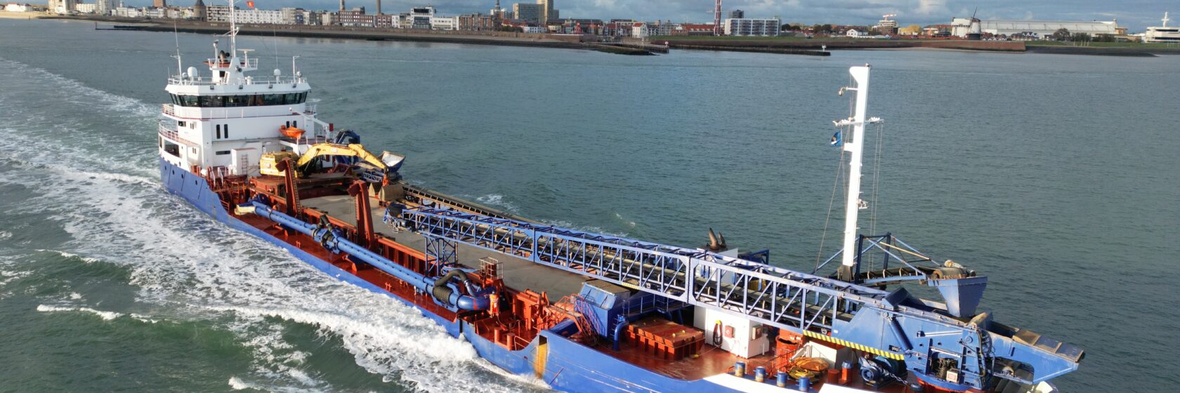 baggerboot op Noordzee