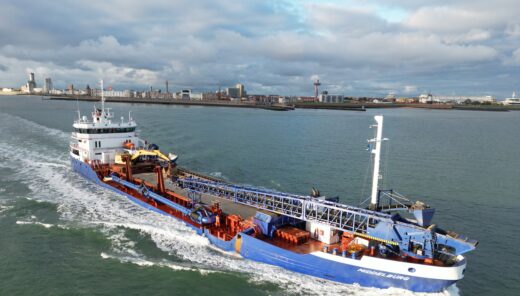baggerboot op Noordzee