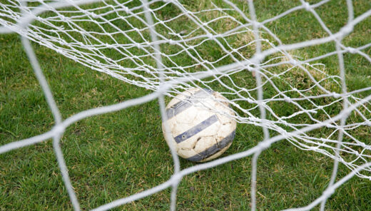 voetbal in een net