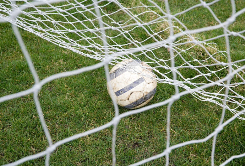 voetbal in een net