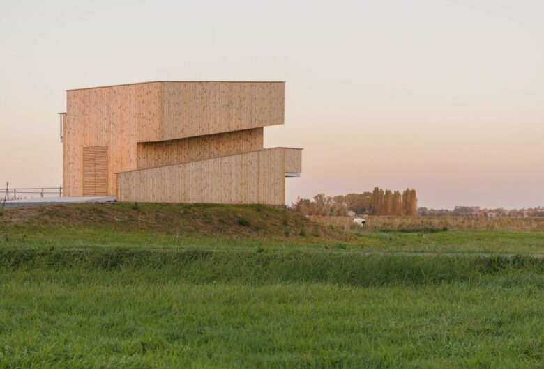 Uitkijkpunt De Blankaart in Diksmuide: toegankelijk ontwerp versterkt natuurbeleving en waterveiligheid