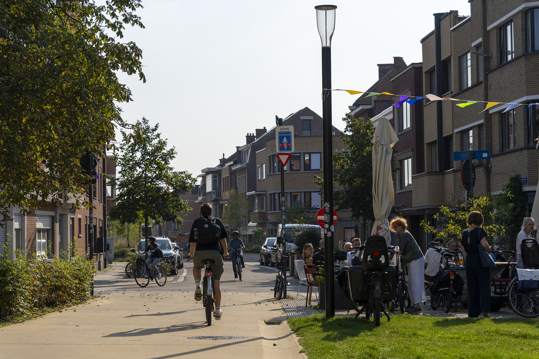 De parkeerladder: grip op parkeerbeleid, trede per trede